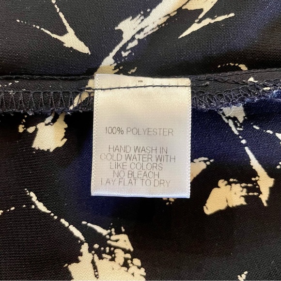 HARLOWE & GRAHAM Off the Shoulder Cutout Patterned Blouse Navy Women’s XS - Picture 7 of 7